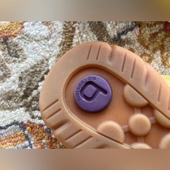 Bionica leather Womens Akili sandal in lime- size 8.5 - Picture 6 of 7